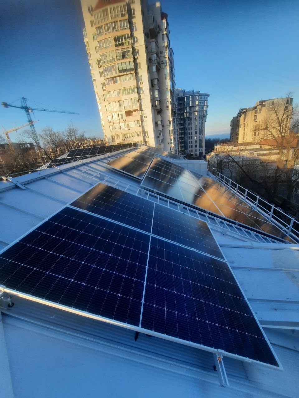 Сонячна електростанція для ТРЦ, торгового центру